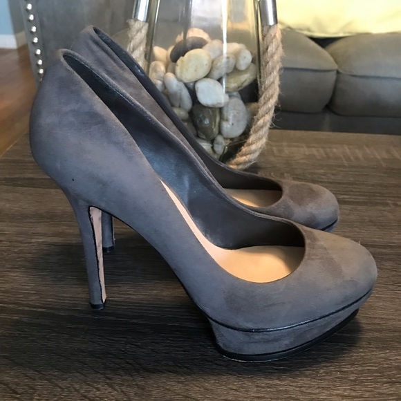 BCBGMaxAzria Shoes - 🌸HP🌸 BCBGMAXAZRIA Pamela 1 Gray Platform Pump